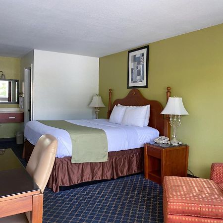Royal Inn Richmond Hill- Savannah I-95 Екстериор снимка