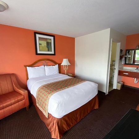 Royal Inn Richmond Hill- Savannah I-95 Екстериор снимка