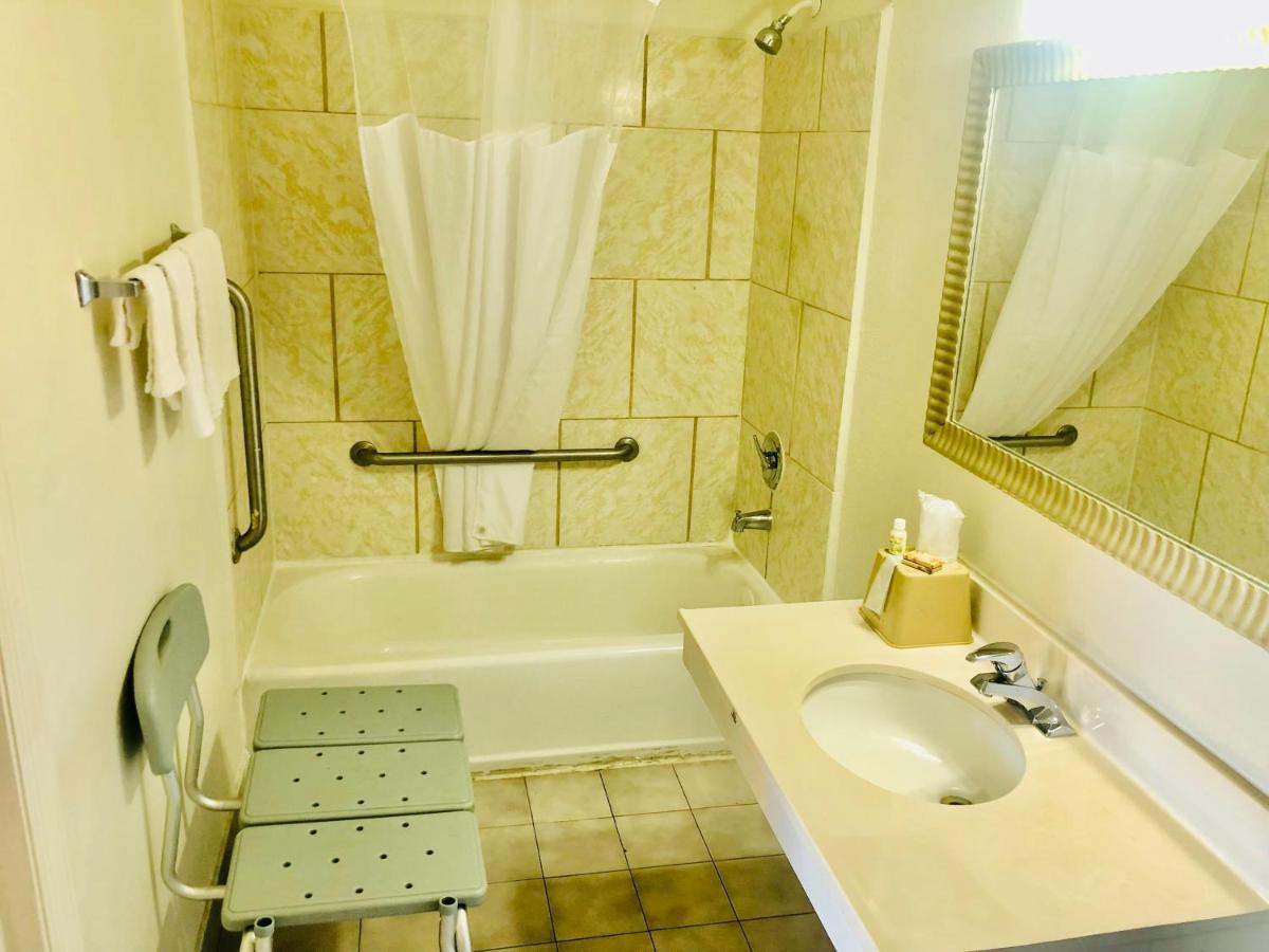 Royal Inn Richmond Hill- Savannah I-95 Екстериор снимка